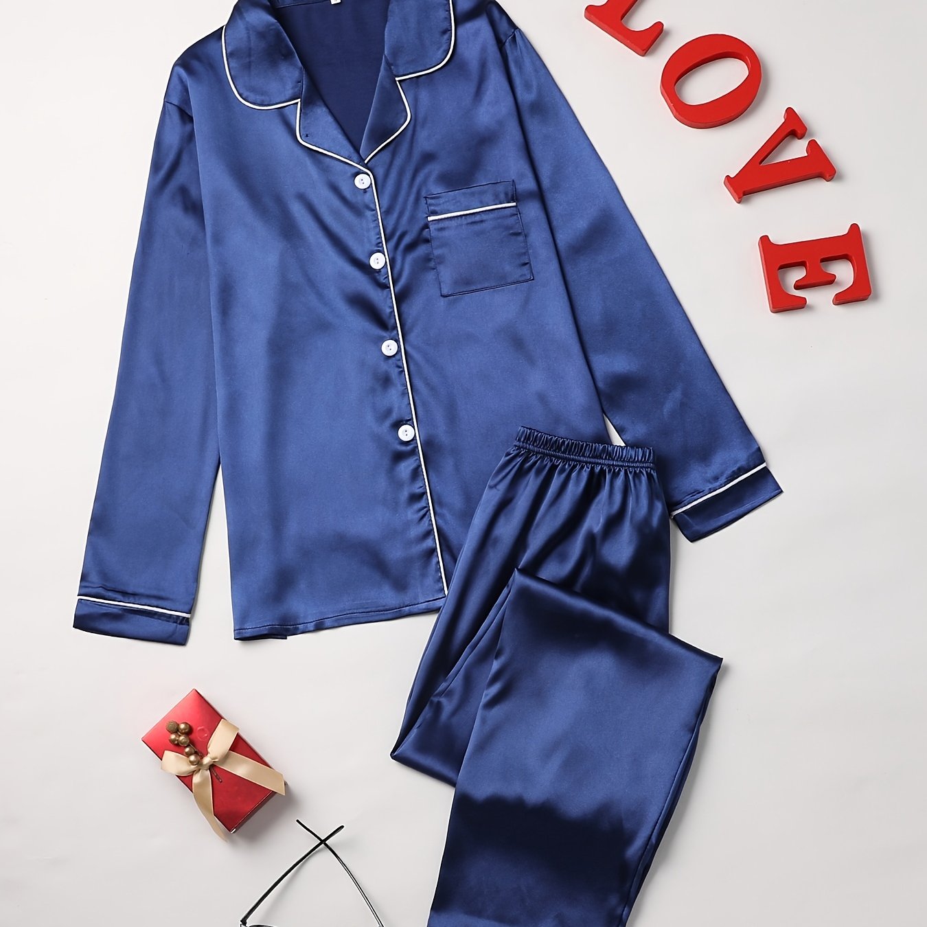 New style Pajama Set, Long Sleeve Button Up Lapel Top & Pants Pj Set, Women's Sleepwear & Loungewear ,very fashion and comfortable .