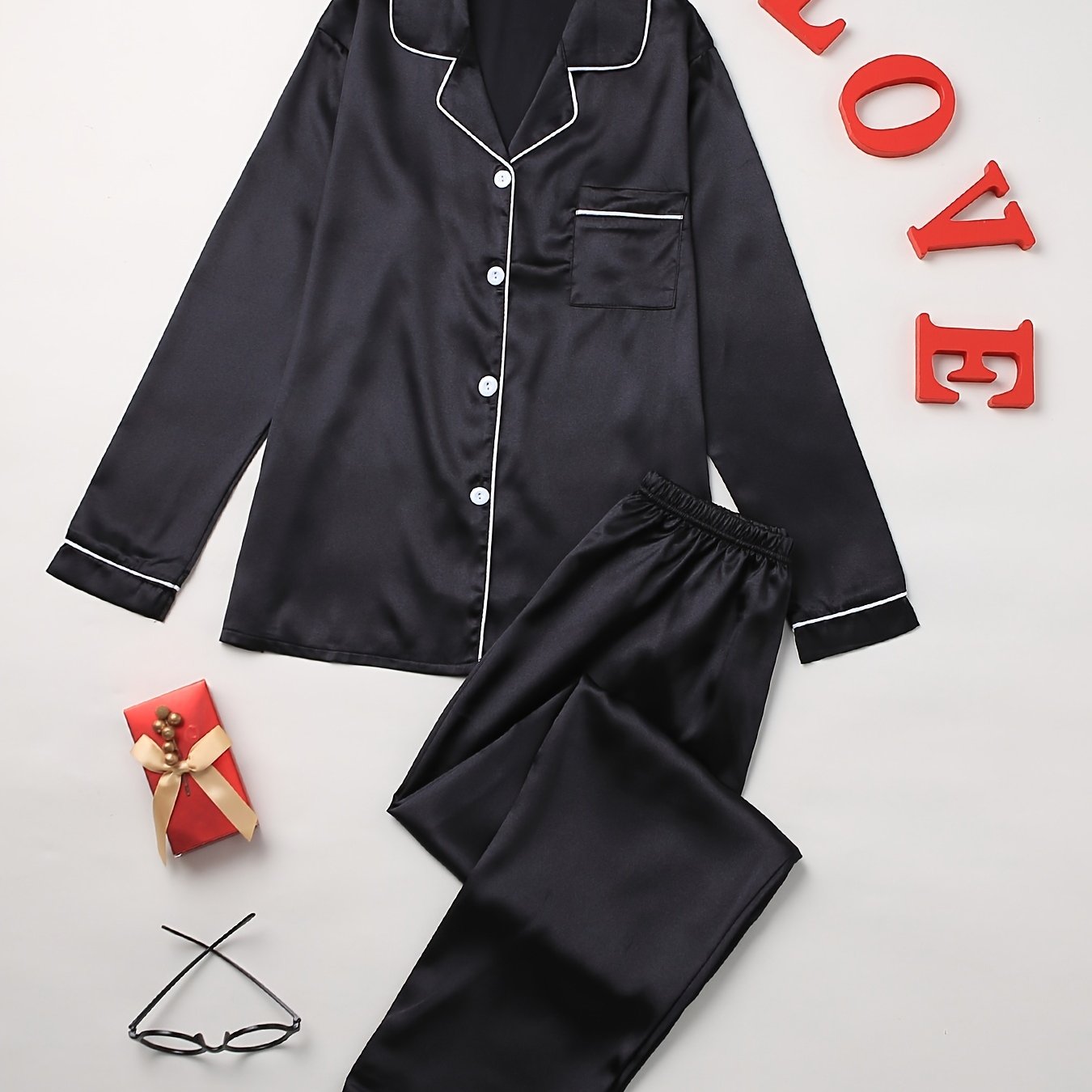 New style Pajama Set, Long Sleeve Button Up Lapel Top & Pants Pj Set, Women's Sleepwear & Loungewear ,very fashion and comfortable .